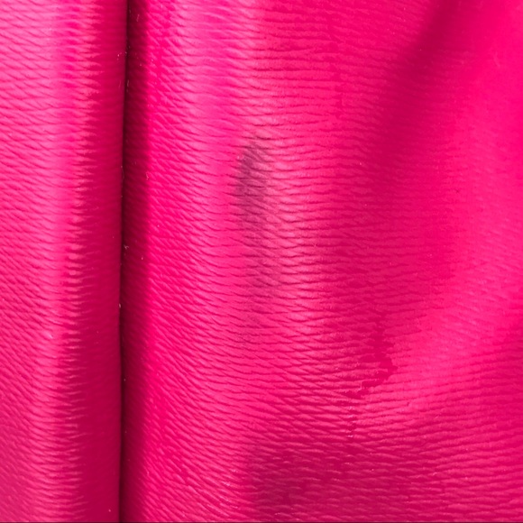 JUICY COUTURE PINK & BLACK PATENT BUCKET BACKPACK - Picture 11 of 16